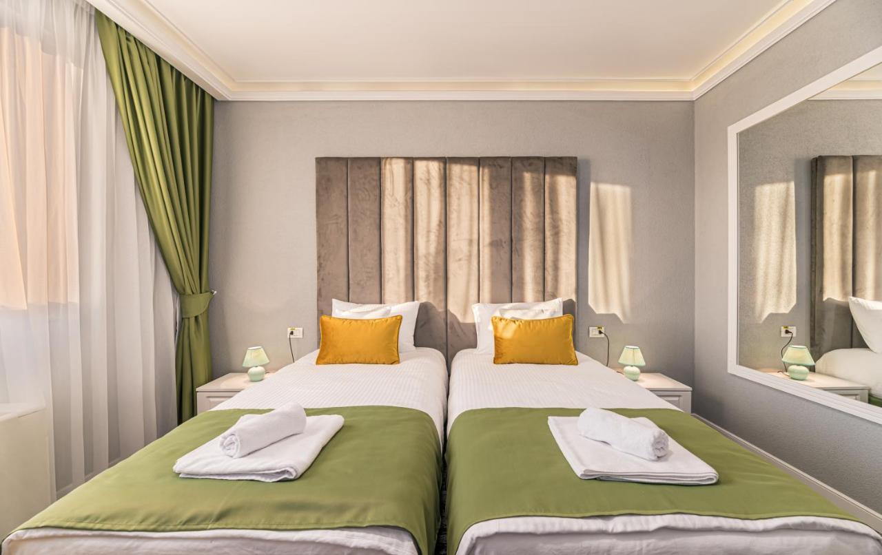 Stejarii Resort Ineu  Luaran gambar